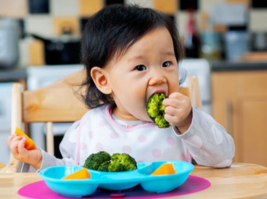 4 mẹo khắc phục tình trạng biếng ăn của trẻ
